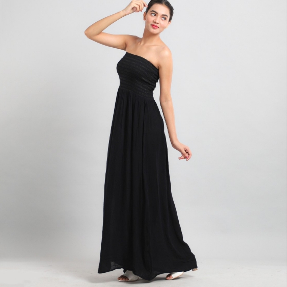 Black Maxi Dress, strapless, lightweight, comfy. Small 4/6.